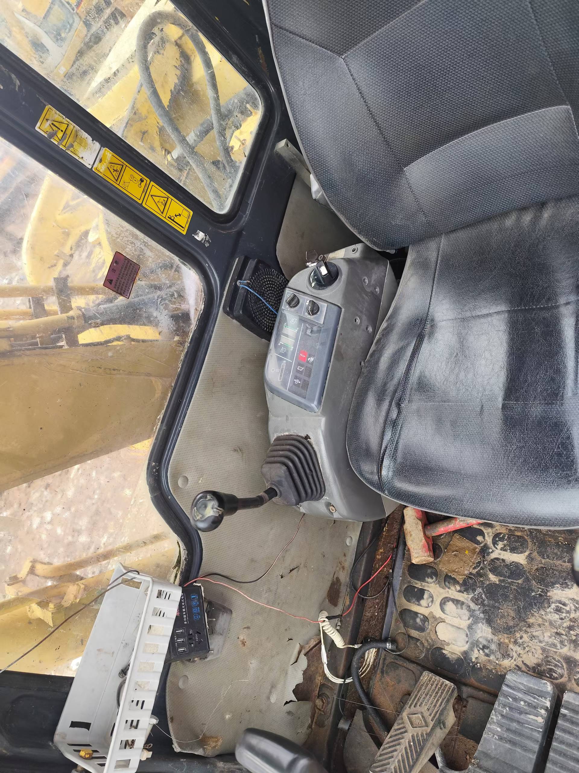 Buy Komatsu PC60-7 Used Excavator / 9