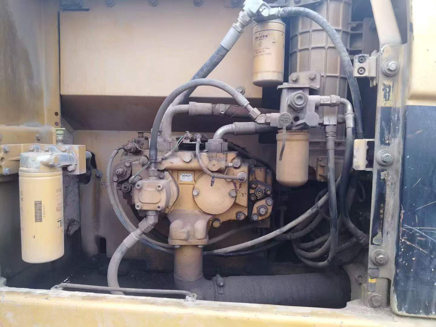 Buy Caterpillar 323 Used Excavator / 7