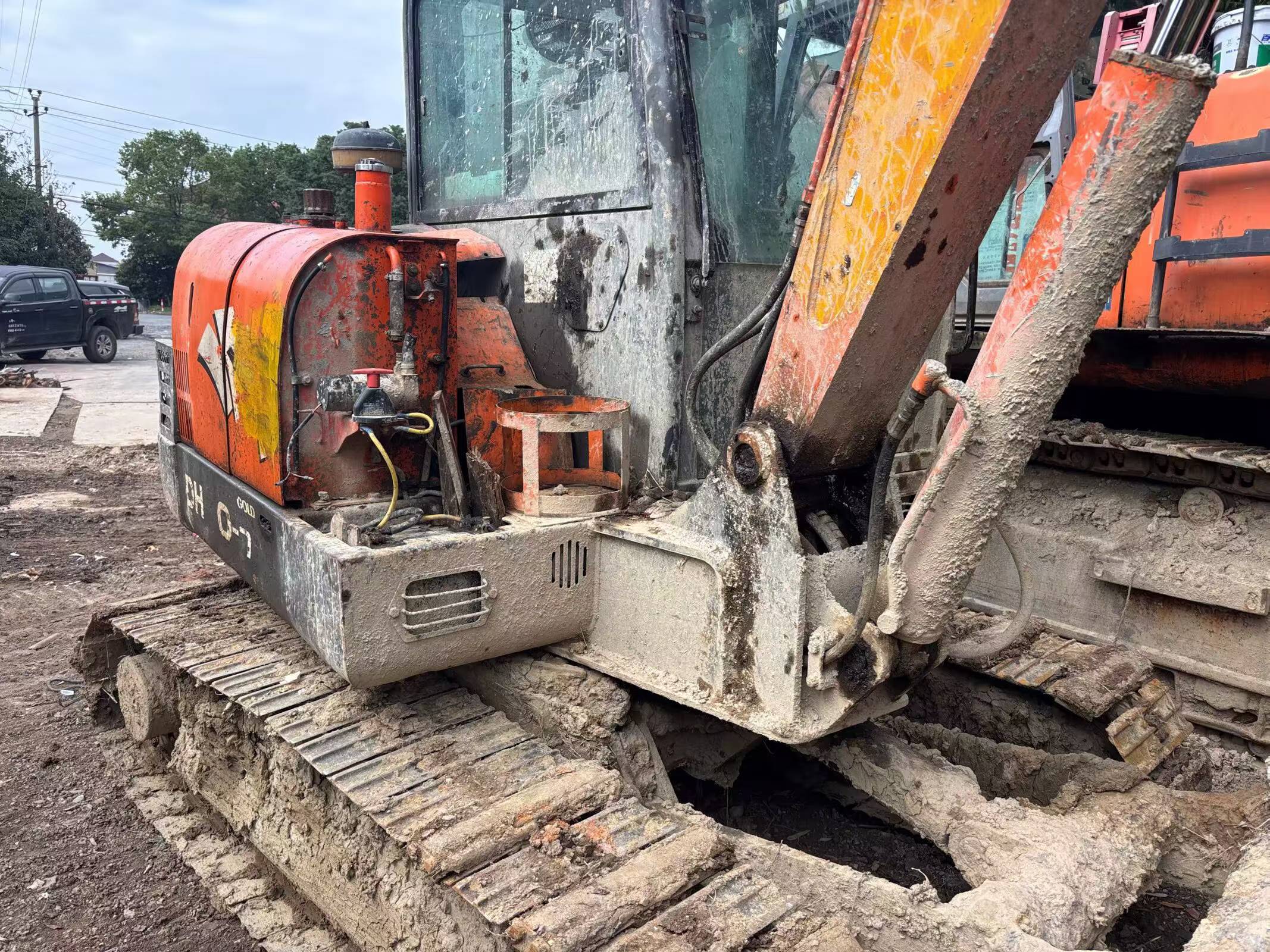 Buy Doosan DH60-7 Used Excavator / 5