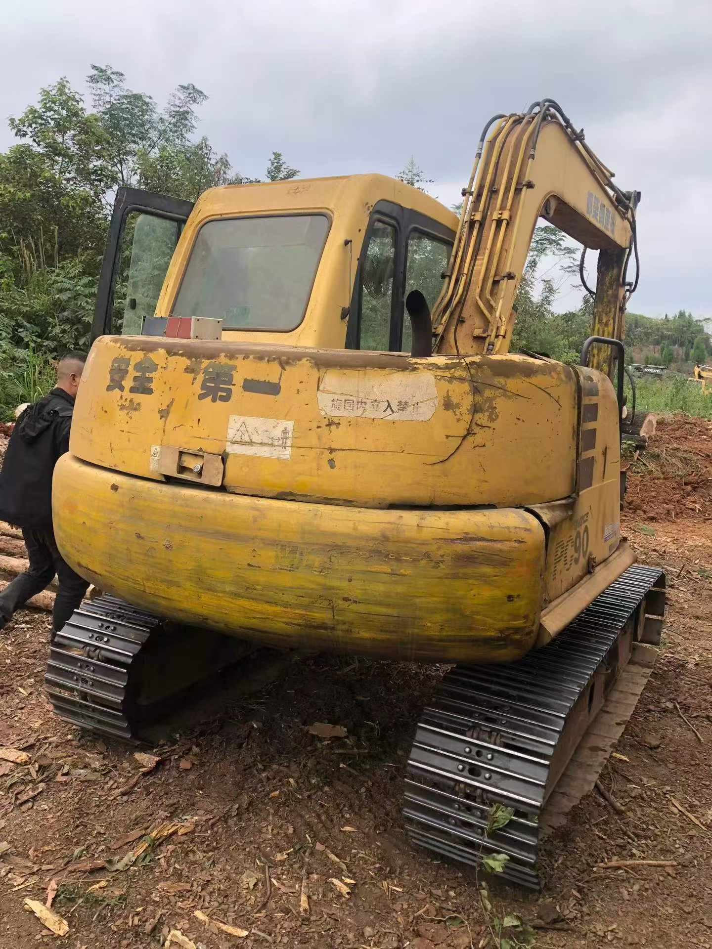 Buy Komatsu PC60 Used Excavator / 2
