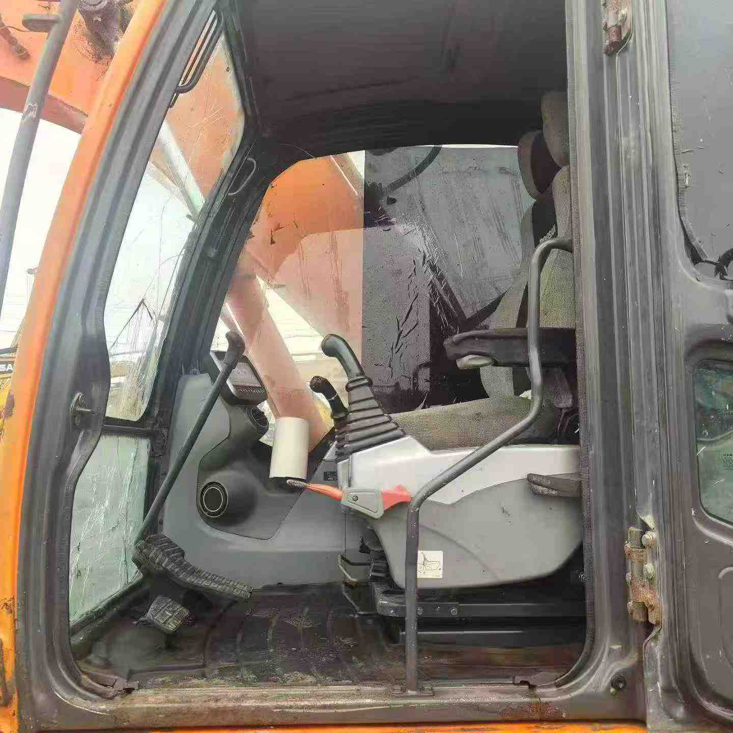 Buy Doosan DX120 Used Excavator / 3
