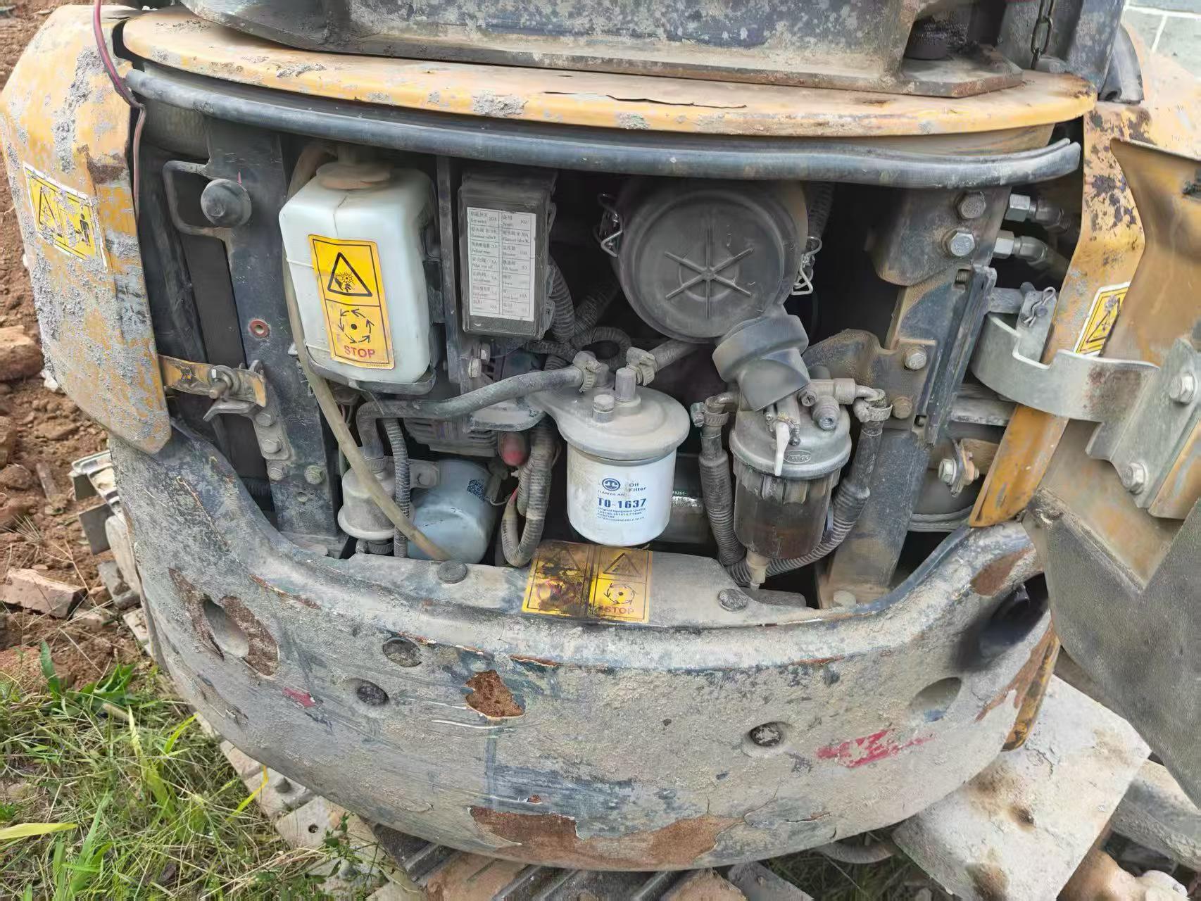 Buy XCMG XE17U Used Excavator / 4