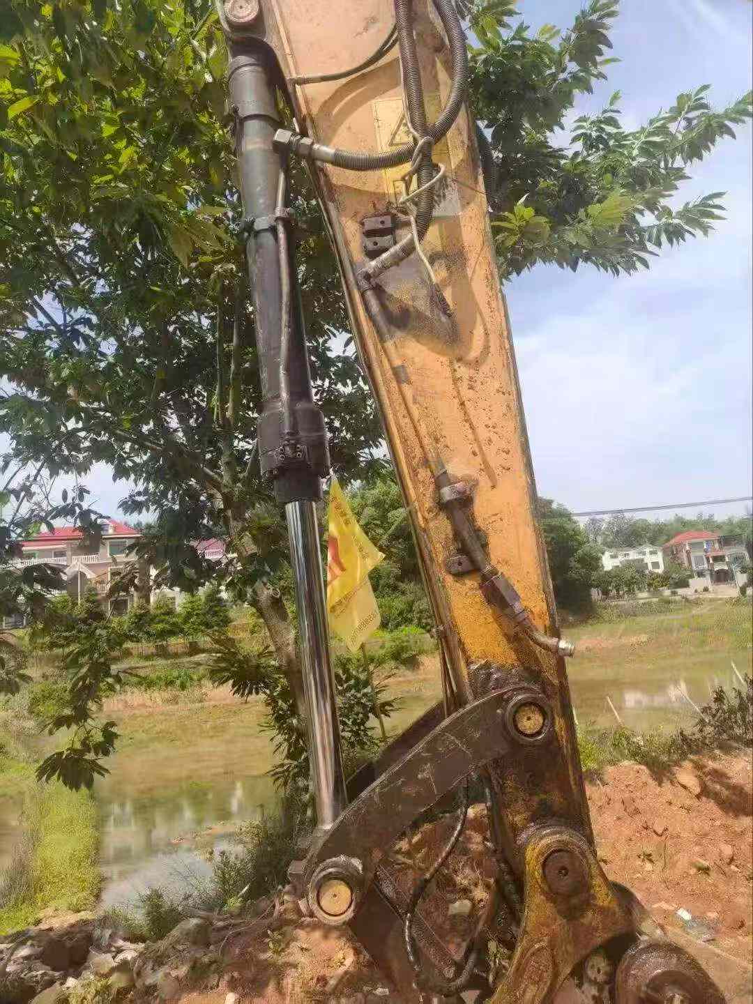 Buy Sany SY135 Used Excavator / 2