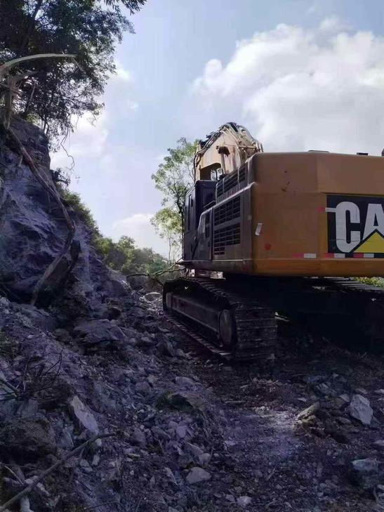 Buy Caterpillar 349E Used Excavator / 1