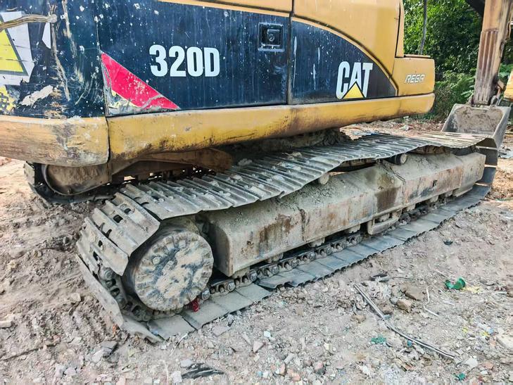 Buy Caterpillar 320CL Used Excavator / 1