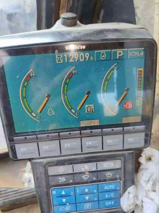 Buy Komatsu PC70-8 Used Excavator / 1