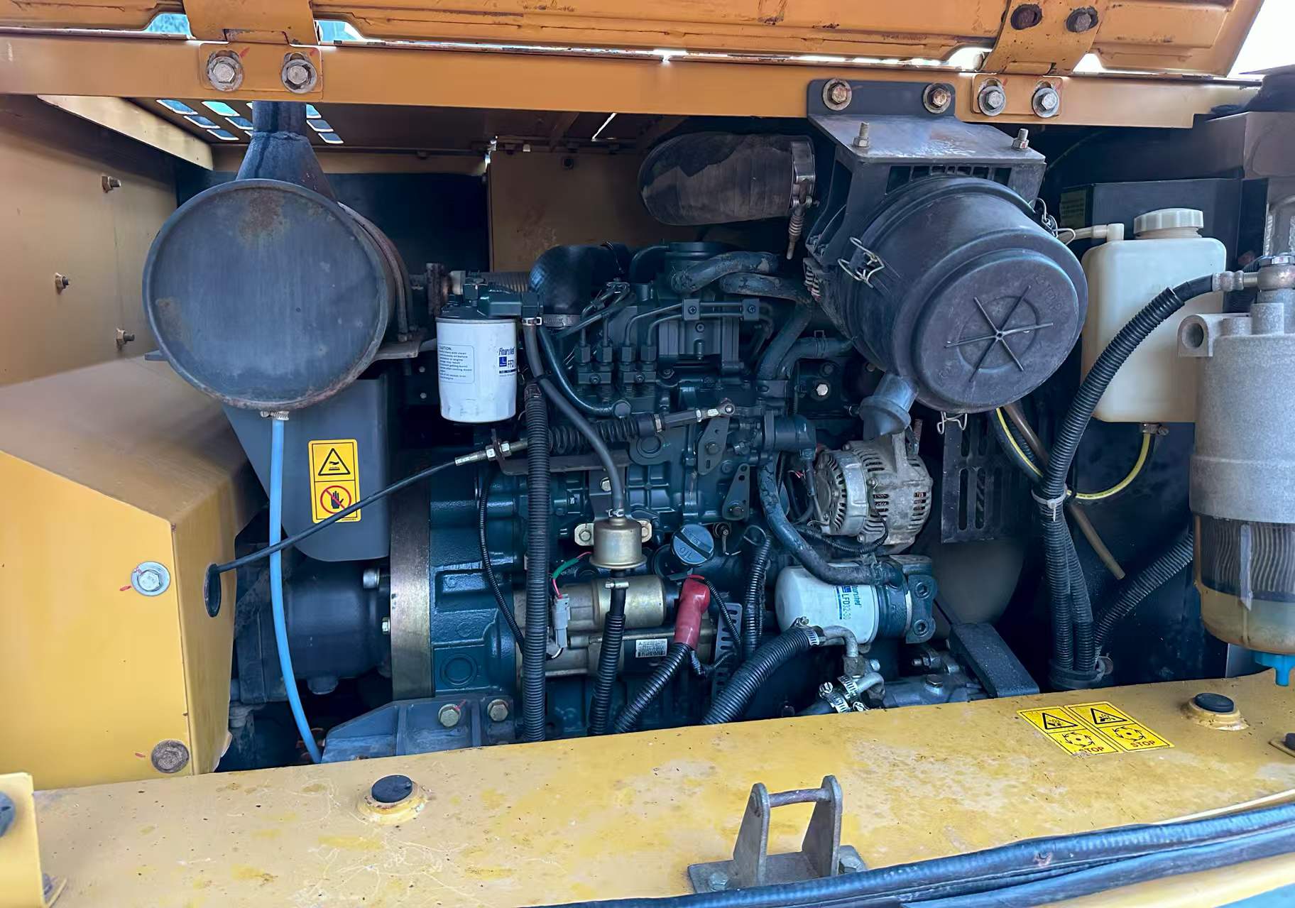 Buy XCMG XE75C Used Excavator / 8