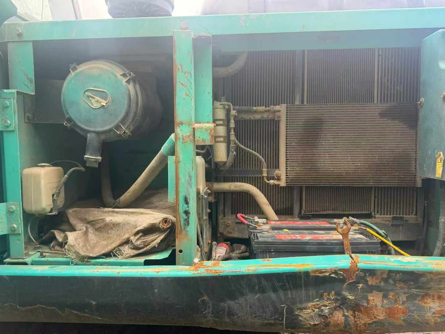 Buy Kobelco SK210 Used Excavator / 2