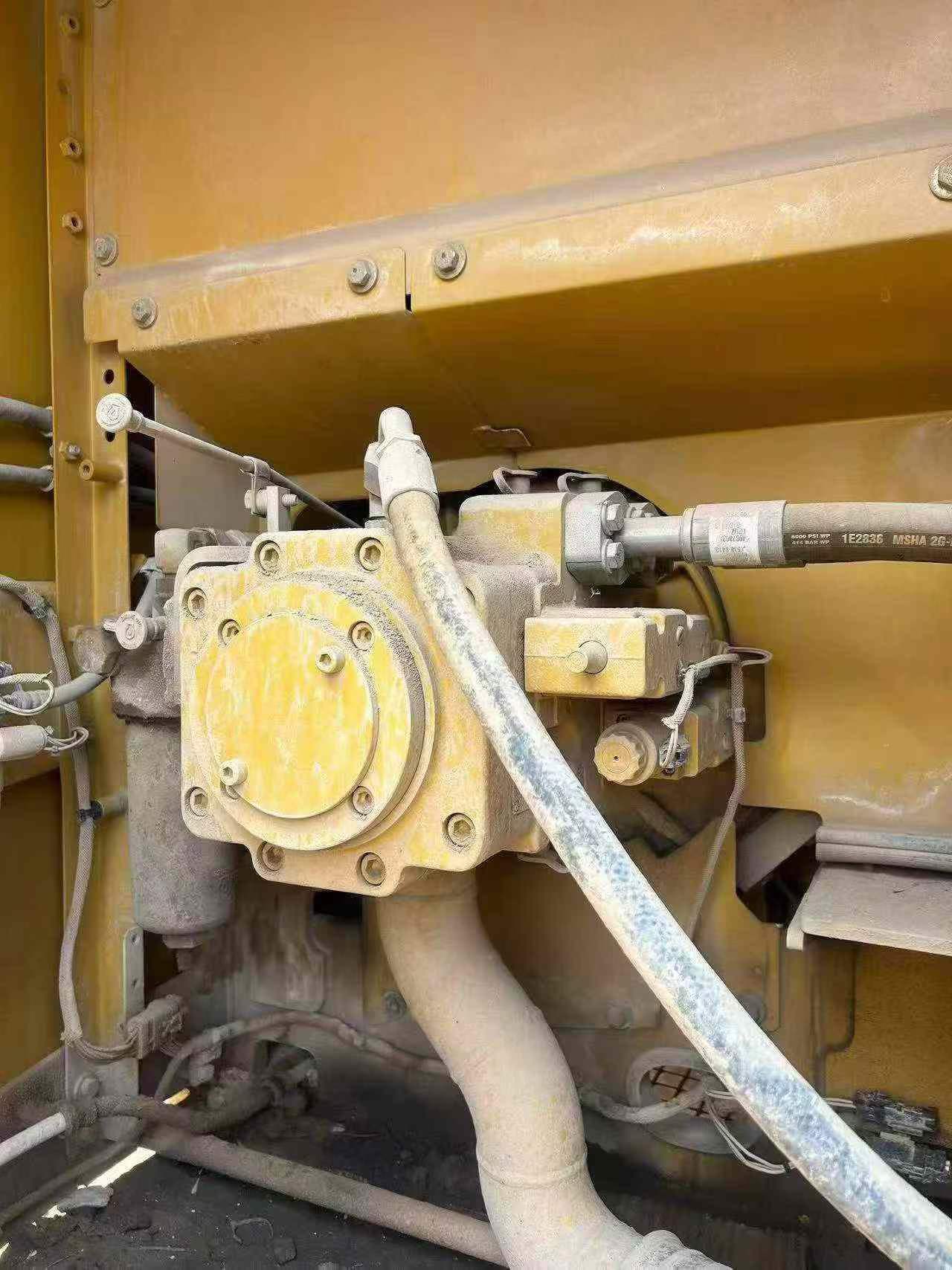 Buy Caterpillar 323 Used Excavator / 2