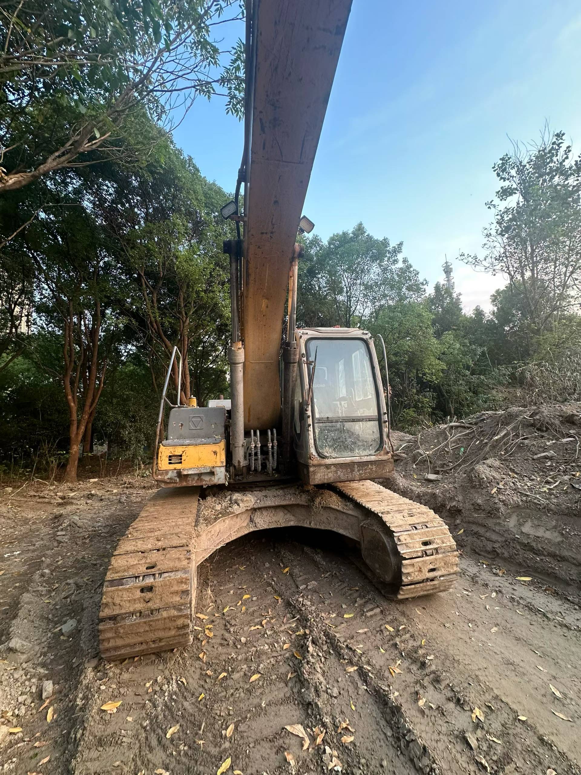 Buy XCMG XE215 Used Excavator / 9