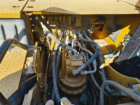 Buy Caterpillar 323 Used Excavator / 6 Buy Caterpillar 323 Used Excavator / 6