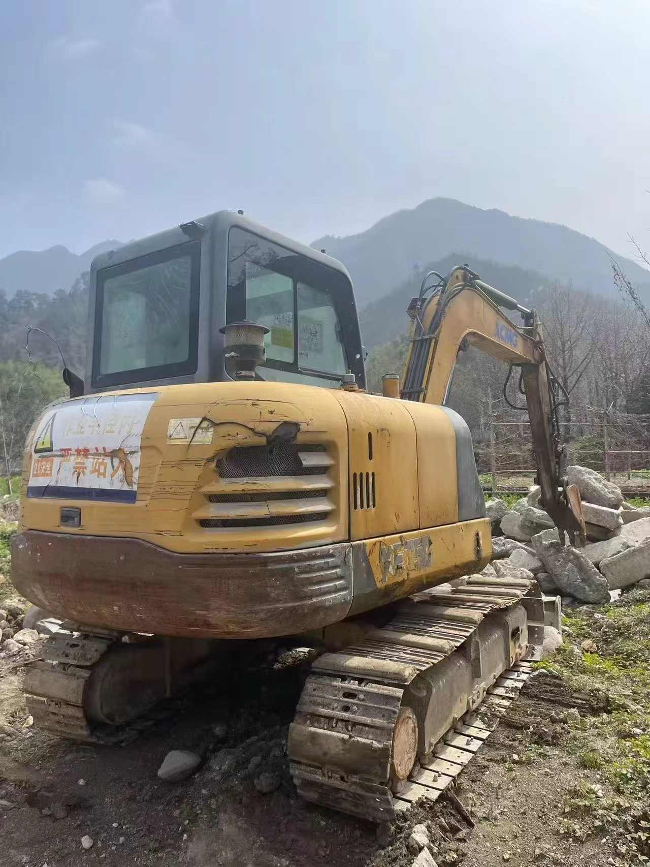 Buy XCMG XE60 Used Excavator / 3 Buy XCMG XE60 Used Excavator / 3
