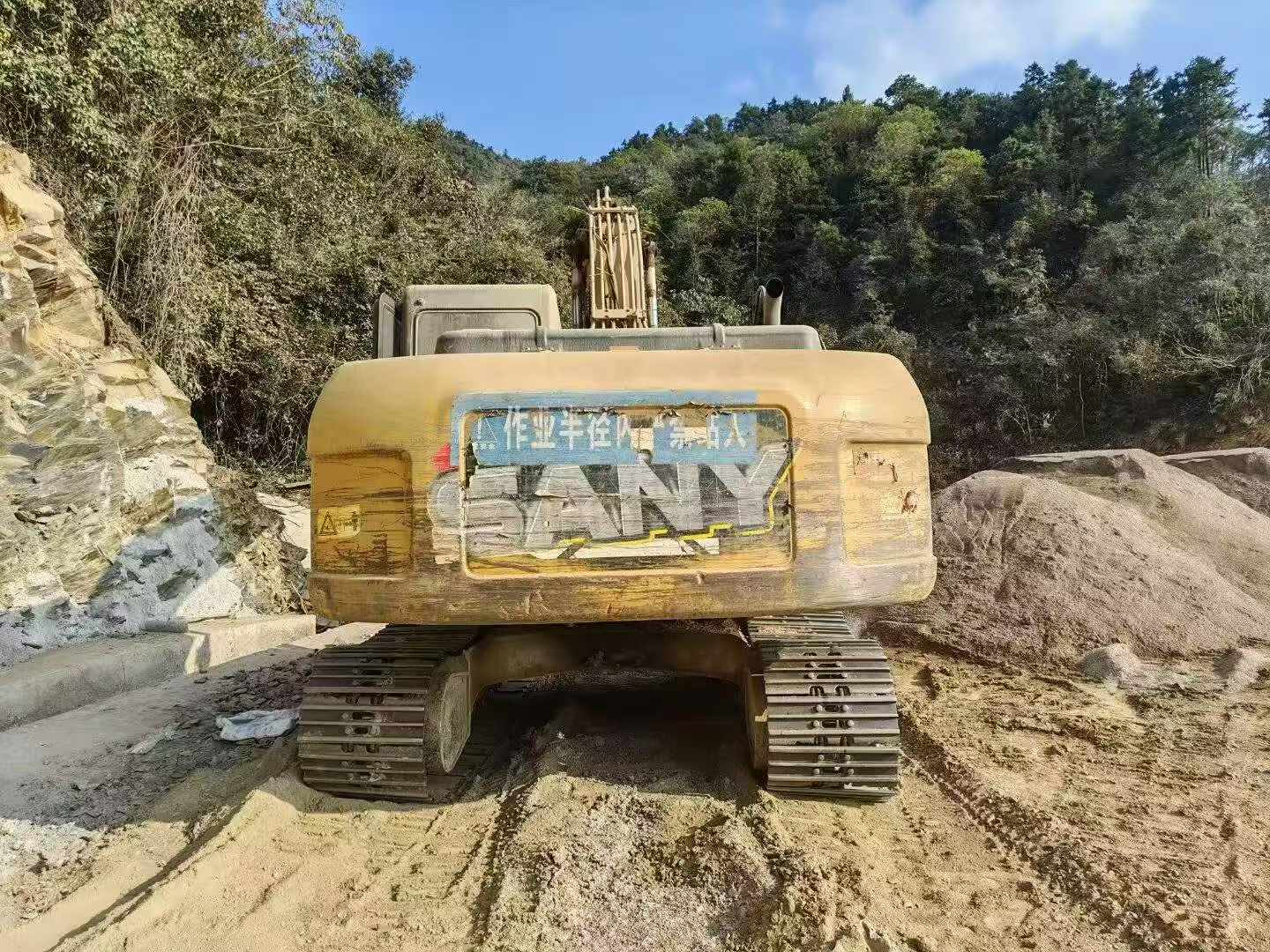 Buy Caterpillar 320D Used Excavator / 3