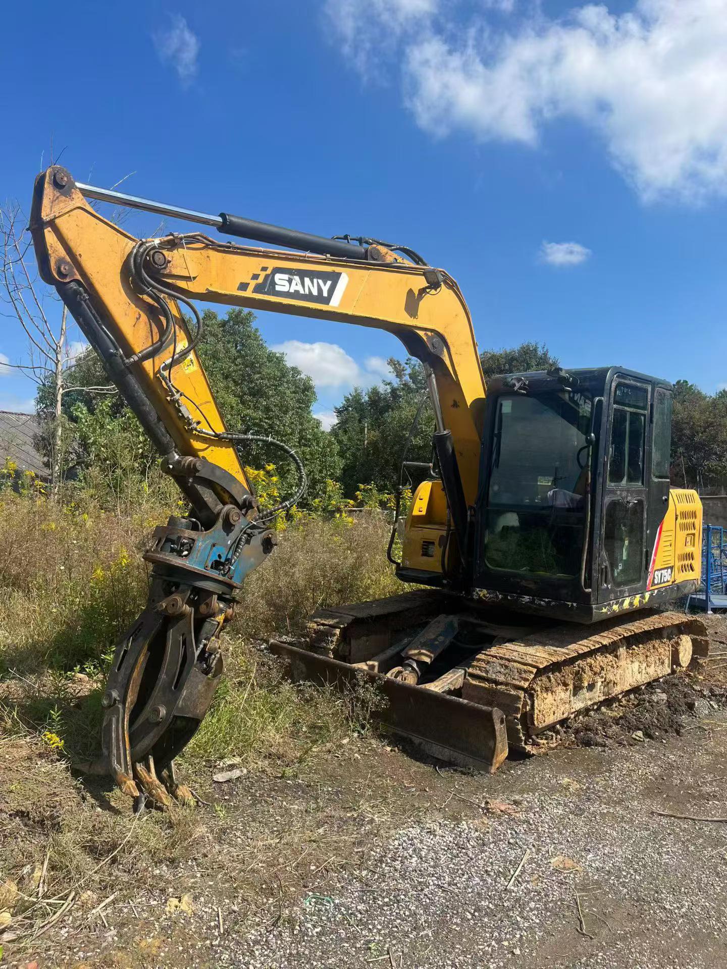 Buy Sany SY75 Used Excavator / 3