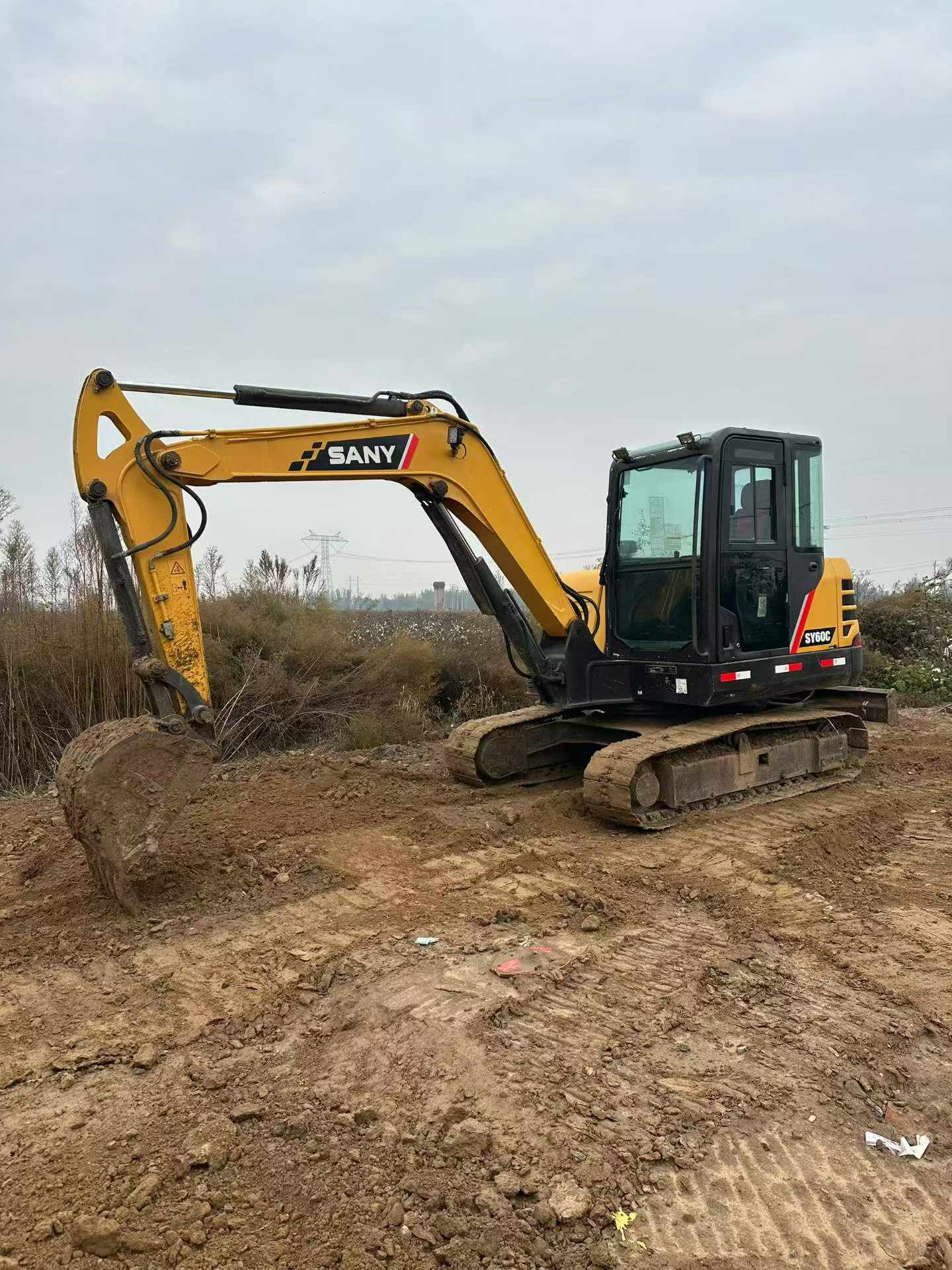 Buy Sany SY60 Used Excavator / 9