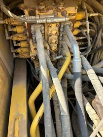 Buy Komatsu PC200 Used Excavator / 4 Buy Komatsu PC200 Used Excavator / 4
