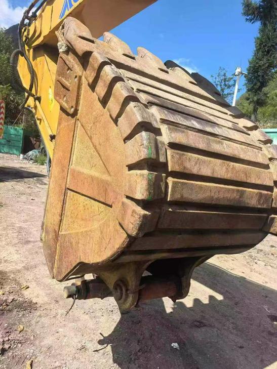 Buy XCMG XE215 Used Excavator / 1