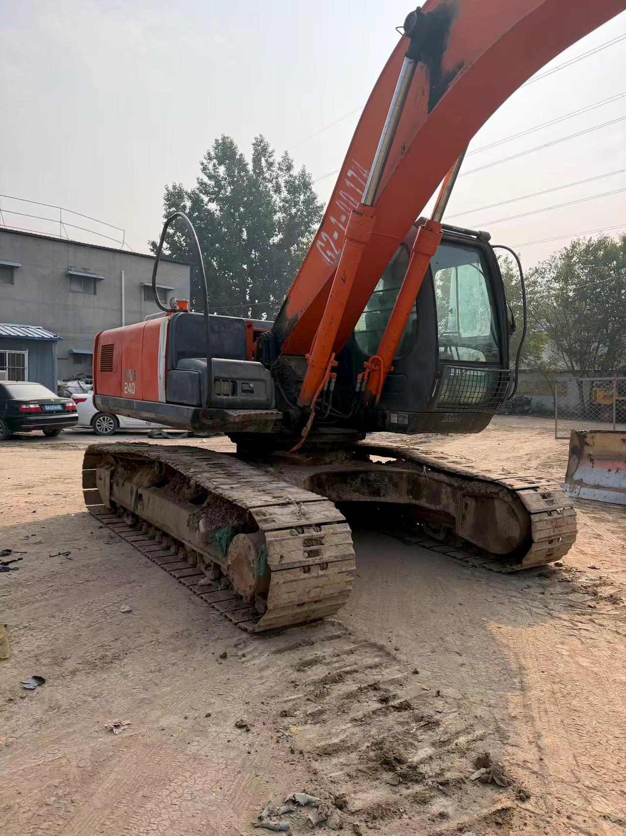 Buy Hitachi ZX240-3G Used Excavator / 3