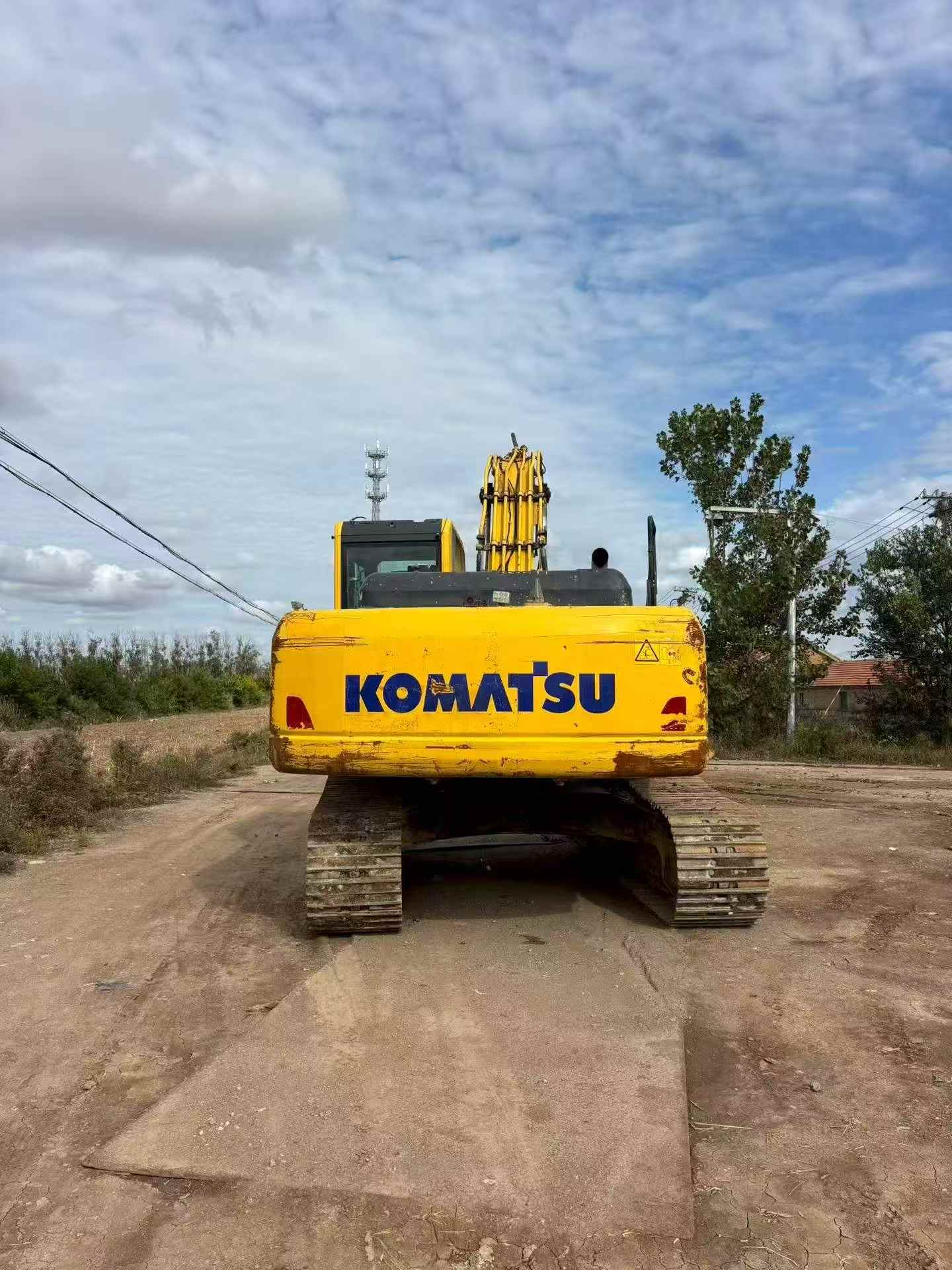 شراء حفارة Komatsu HB215LC-1 مستعملة / 3