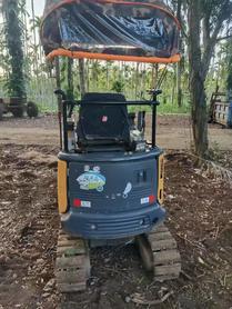 Buy Kato 18VX Used Excavator / 3 Buy Kato 18VX Used Excavator / 3