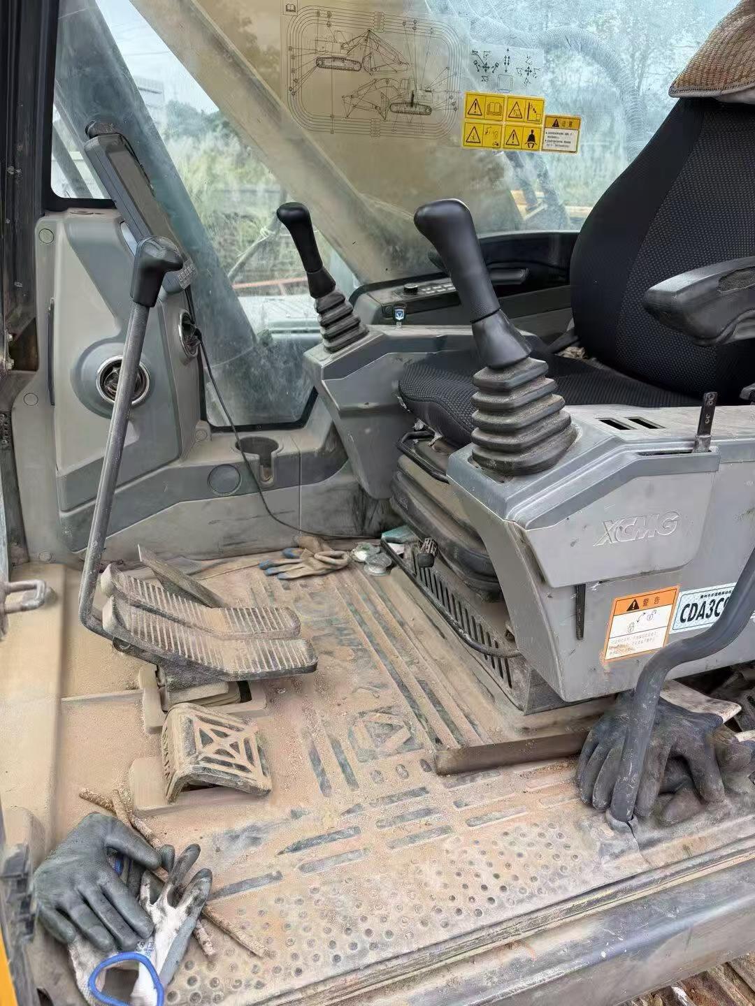 Buy XCMG XE200 Used Excavator / 6