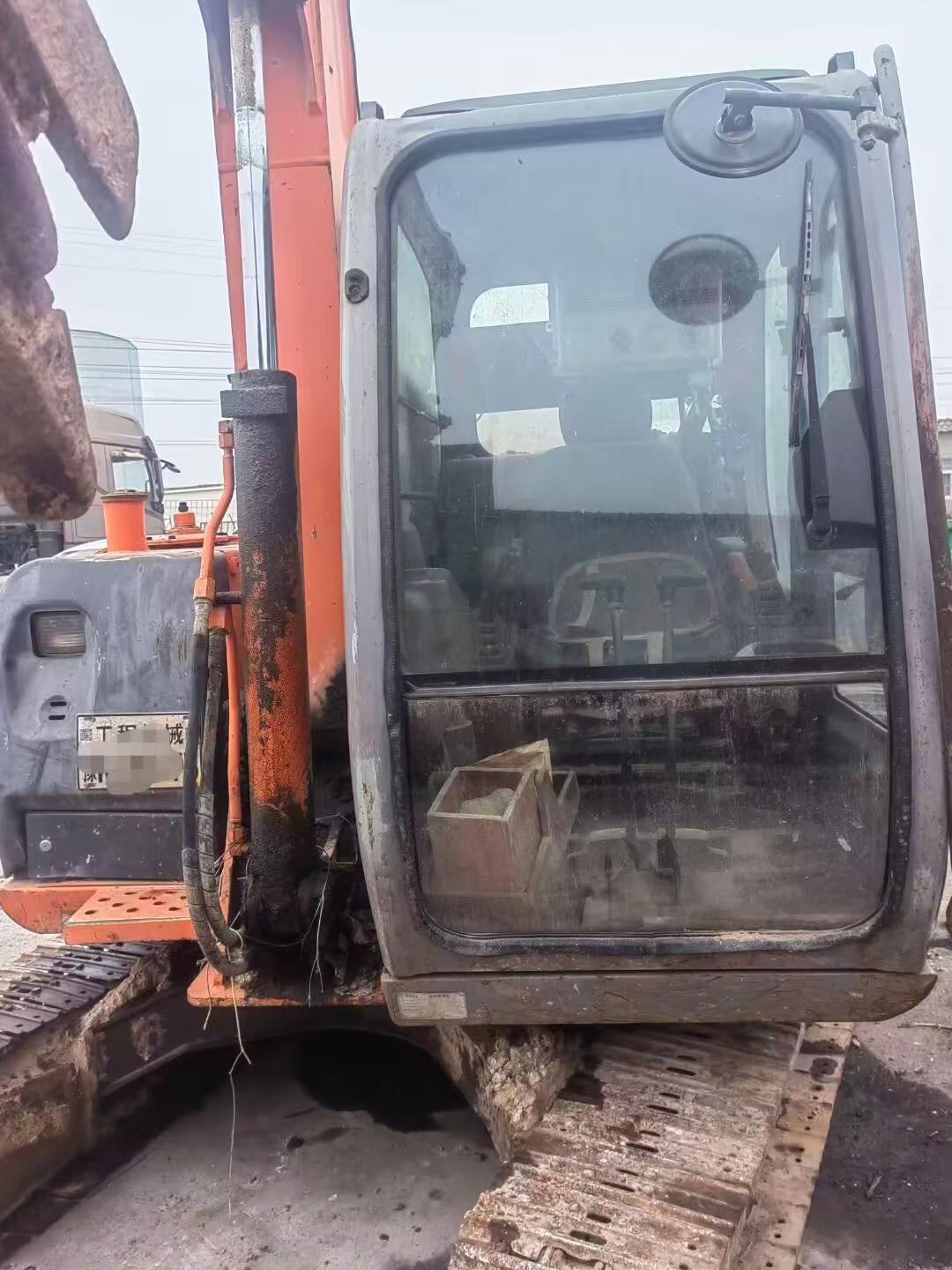 Buy Hitachi ZX60 Used Excavator / 2