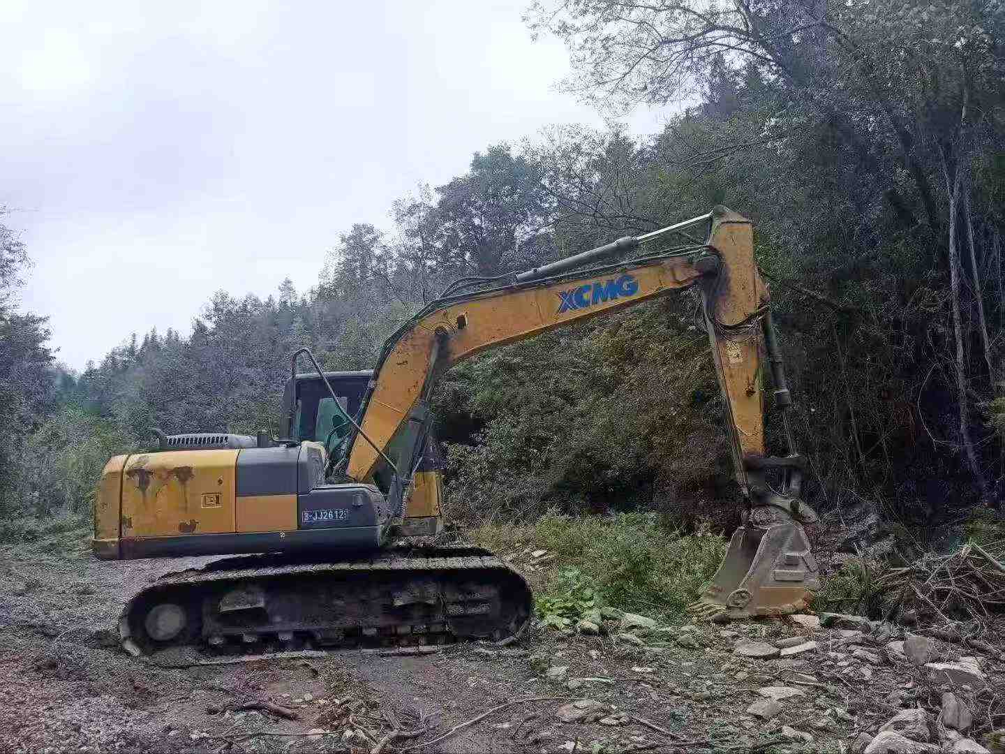 Buy XCMG XE150 Used Excavator / 2