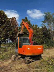 Buy Hitachi EX70 Used Excavator / 3 Buy Hitachi EX70 Used Excavator / 3