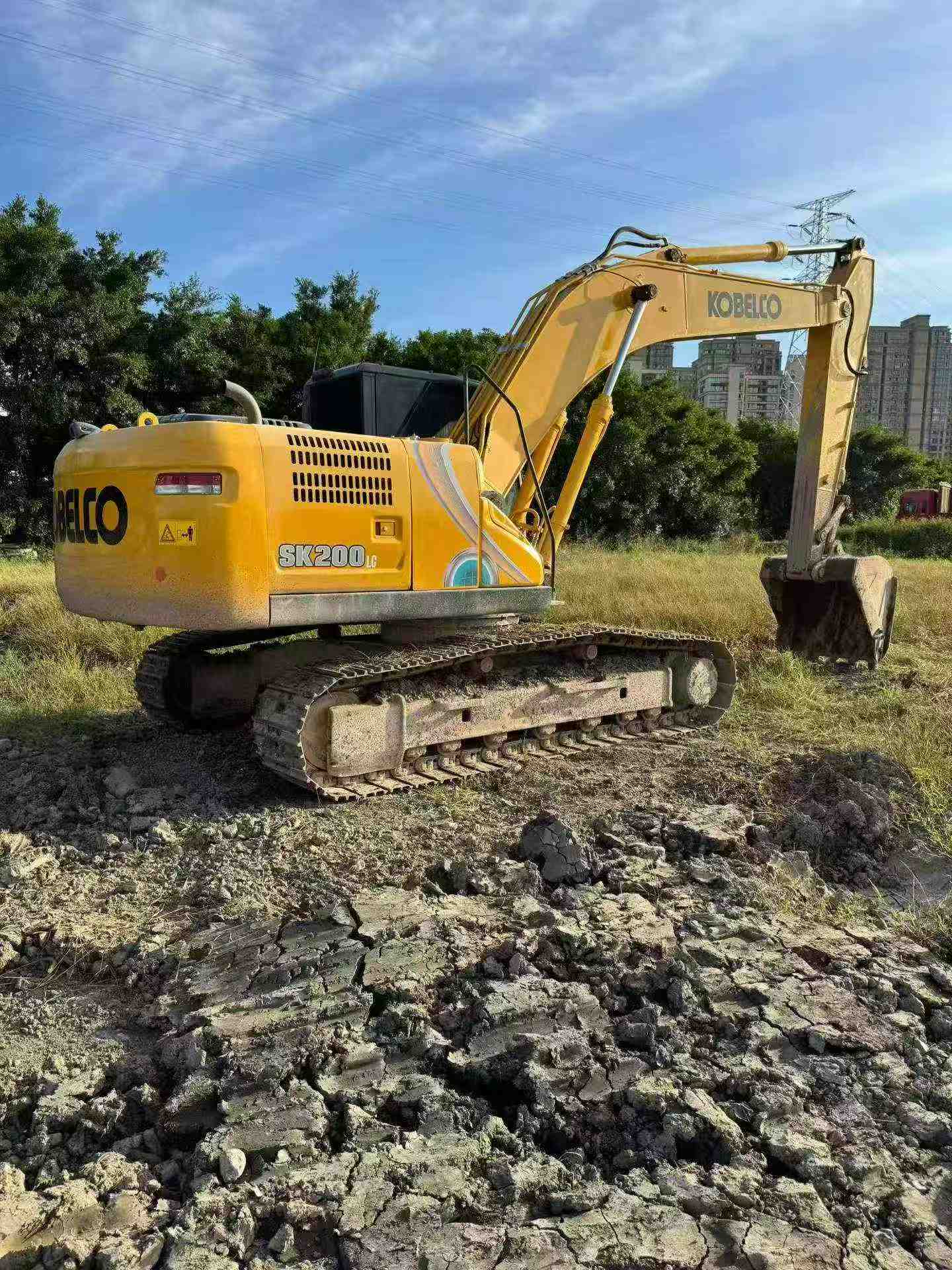 Buy Kobelco SK200-10 Used Excavator / 2