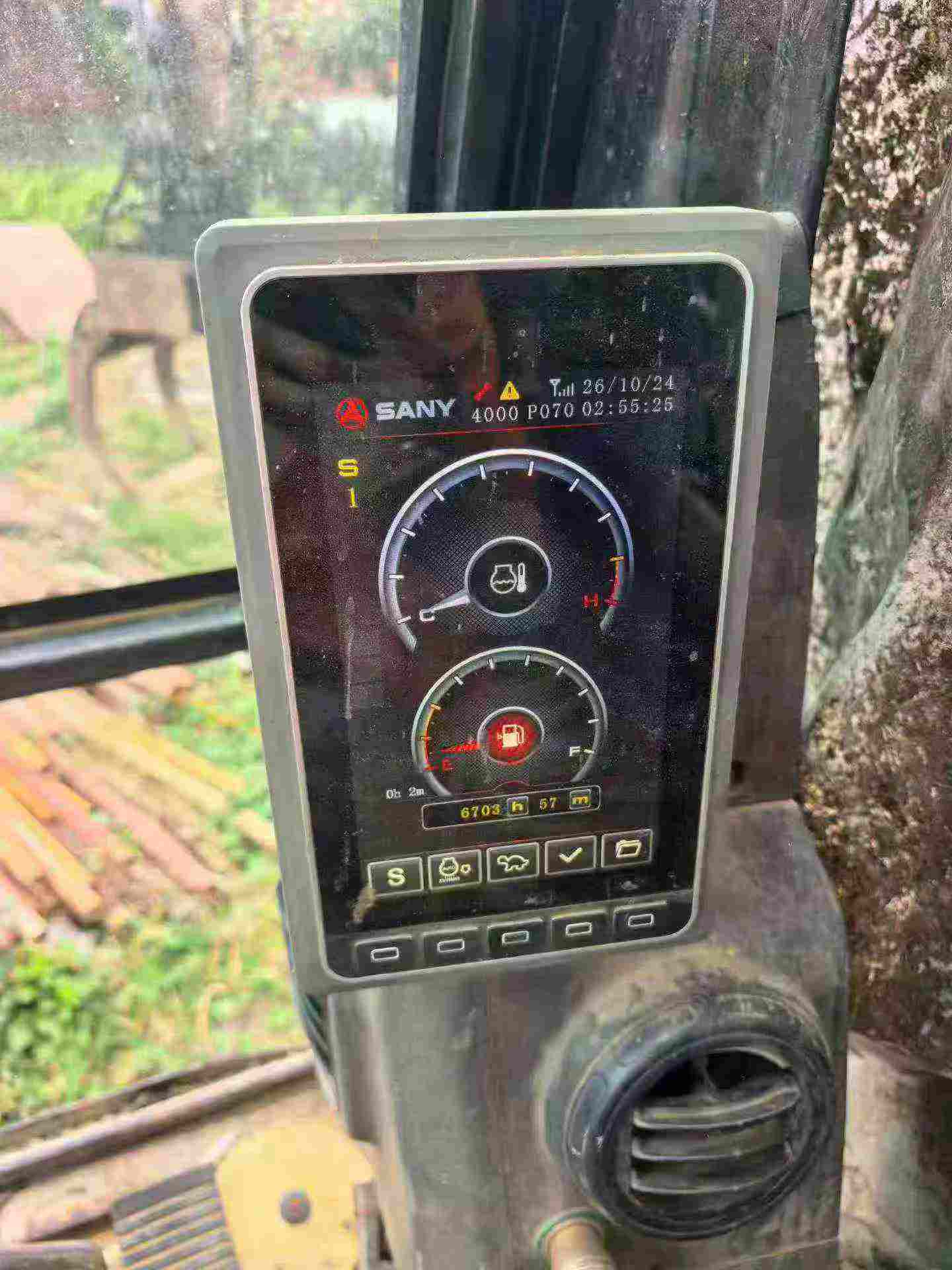 Buy Sany SY135 Used Excavator / 8