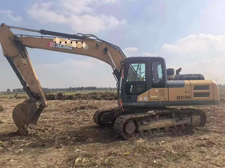 Buy XCMG XE205DA Used Excavator / 1