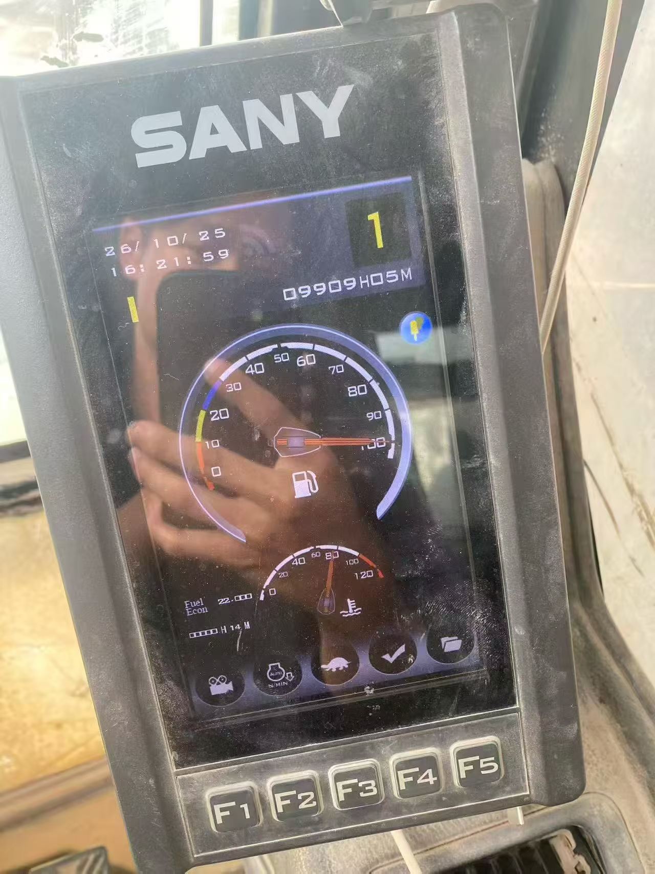 Buy Sany SY365C Used Excavator / 2