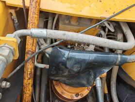 Buy Sany SY200C Used Excavator / 4 Buy Sany SY200C Used Excavator / 4