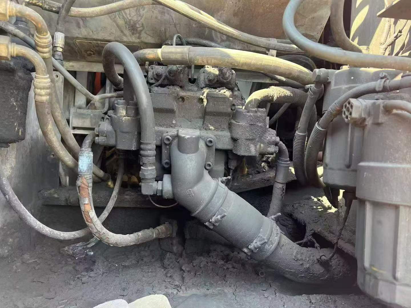 Купить Подержанный Экскаватор Hitachi ZX270-3 / 3