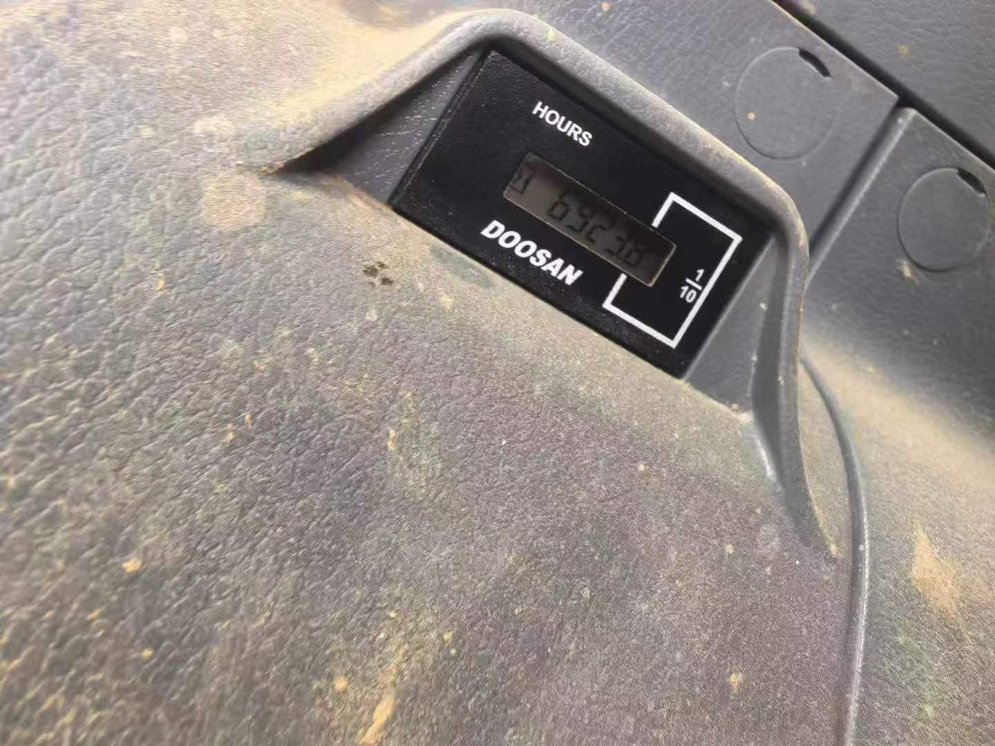 Buy Doosan DH200-3 Used Excavator / 6