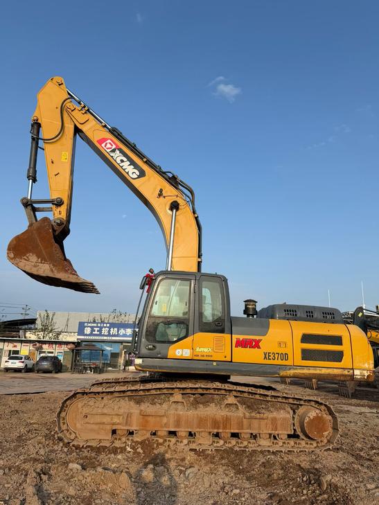 Buy XCMG XE380K Used Excavator / 1