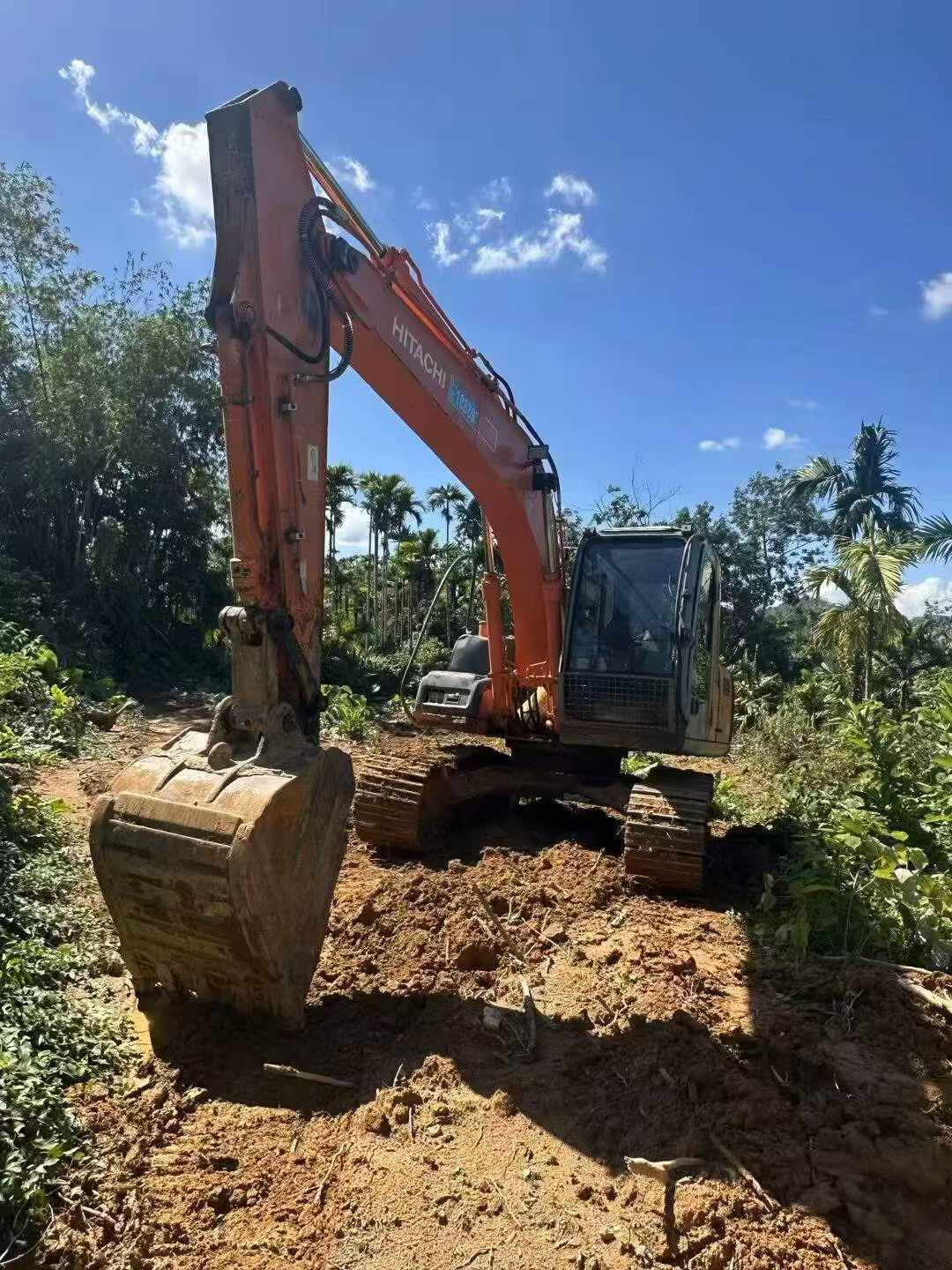 Buy Hitachi EX120 Used Excavator / 7