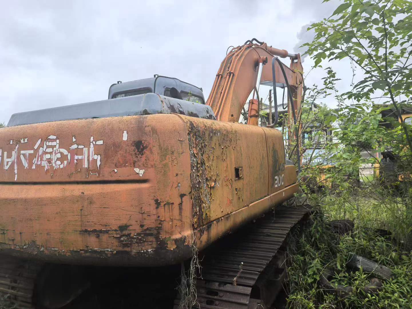 Buy Hitachi EX200 Used Excavator / 3 Buy Hitachi EX200 Used Excavator / 3