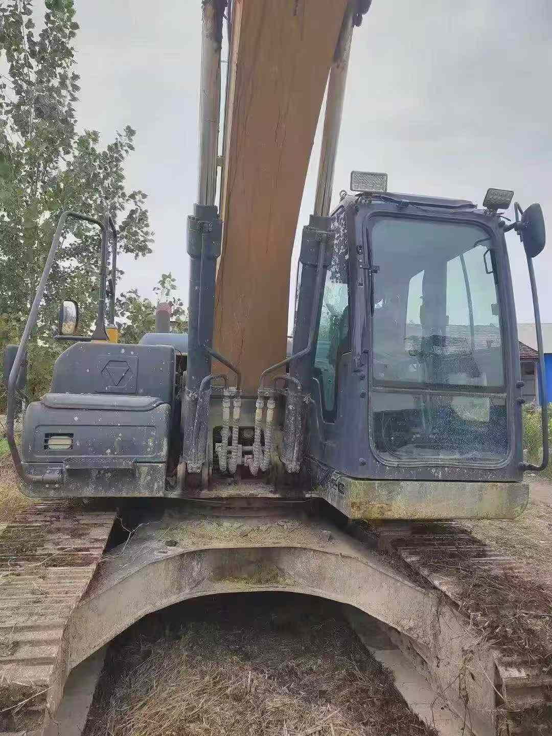 Buy XCMG XE200 Used Excavator / 4