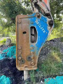 Buy Doosan DX520LC Used Excavator / 3 Buy Doosan DX520LC Used Excavator / 3