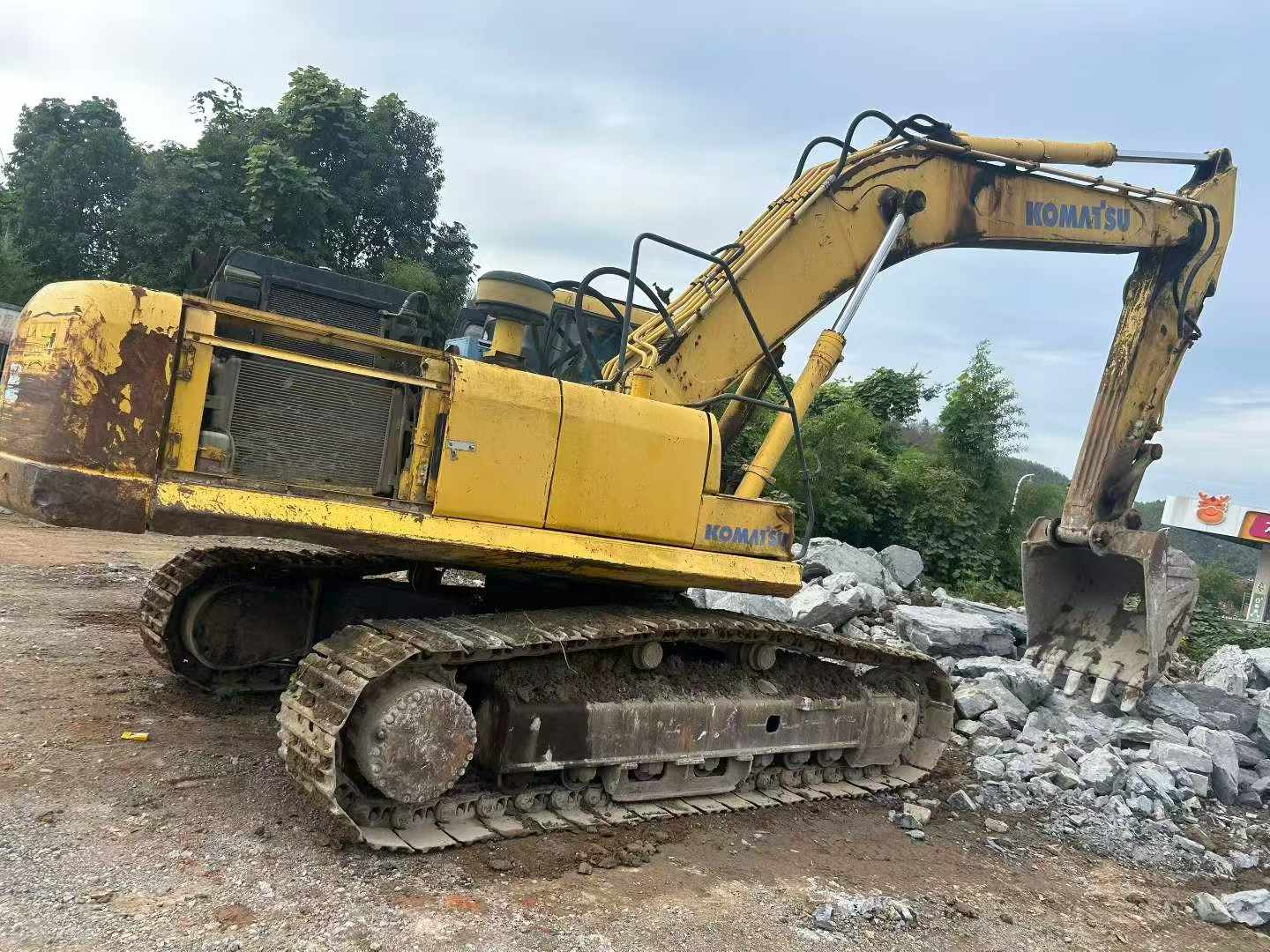 Compre Excavadora Komatsu PC360-7 Usada / 2