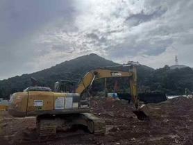 Buy XCMG XE205DA Used Excavator / 3 Buy XCMG XE205DA Used Excavator / 3