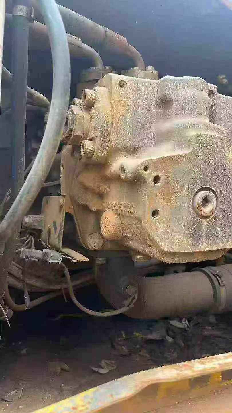 Buy Komatsu PC200-7 Used Excavator / 3