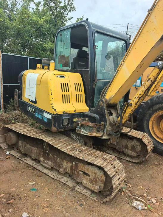 Buy Hyundai HX60 Used Excavator / 1