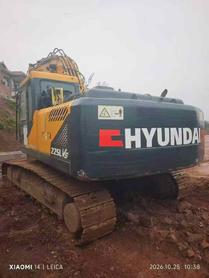 Buy Hyundai R225-7 Used Excavator / 3 Buy Hyundai R225-7 Used Excavator / 3