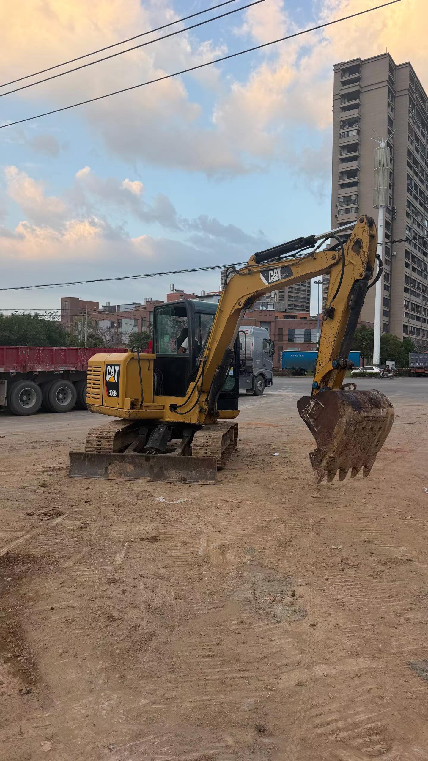 Buy Caterpillar 306D Used Excavator / 2