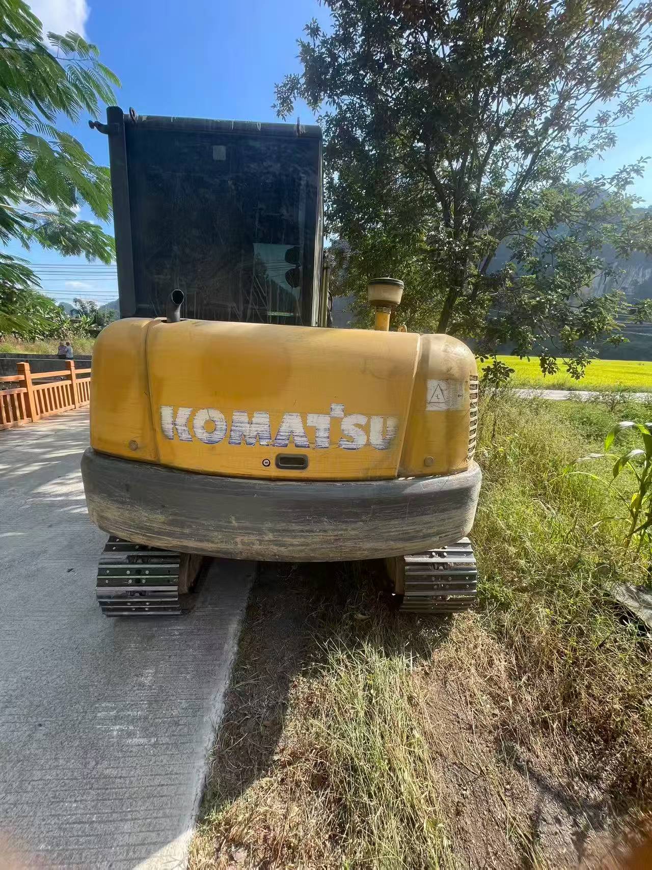 Buy Komatsu PC56-7 Used Excavator / 2