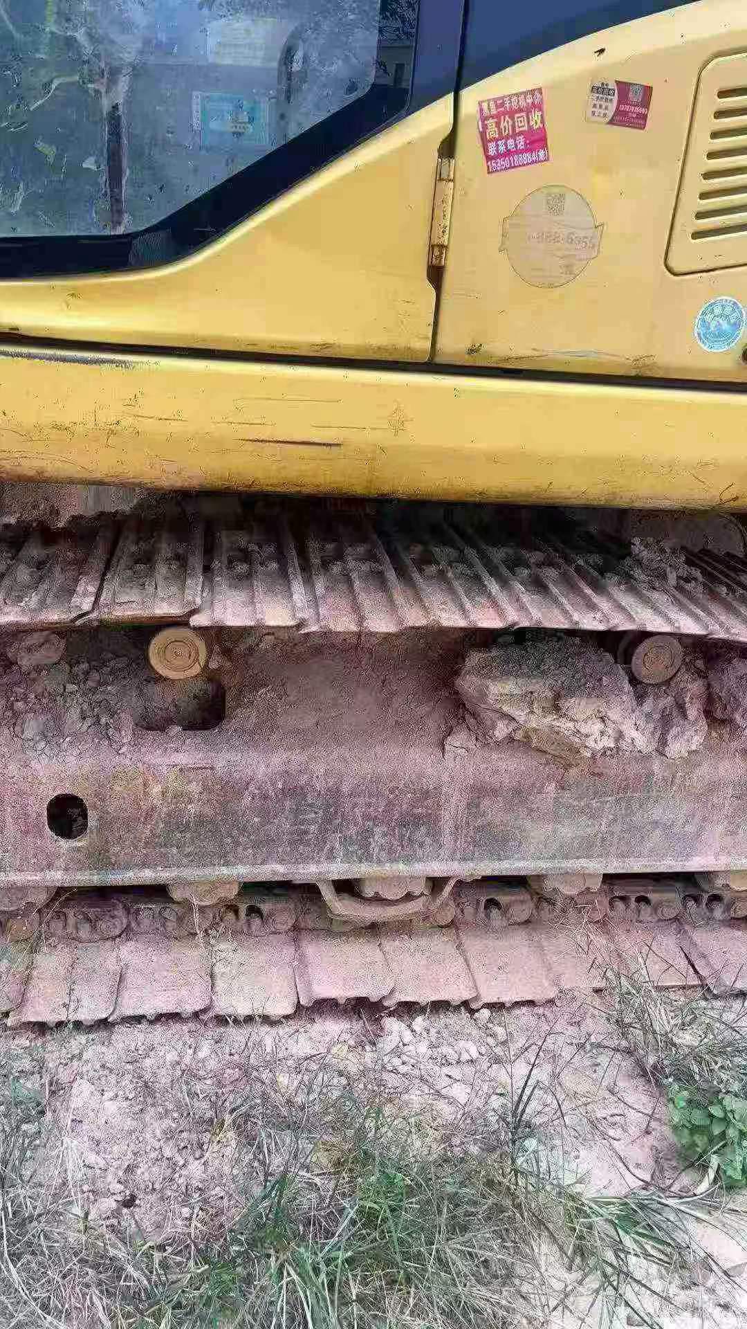 Buy Komatsu PC200-7 Used Excavator / 6
