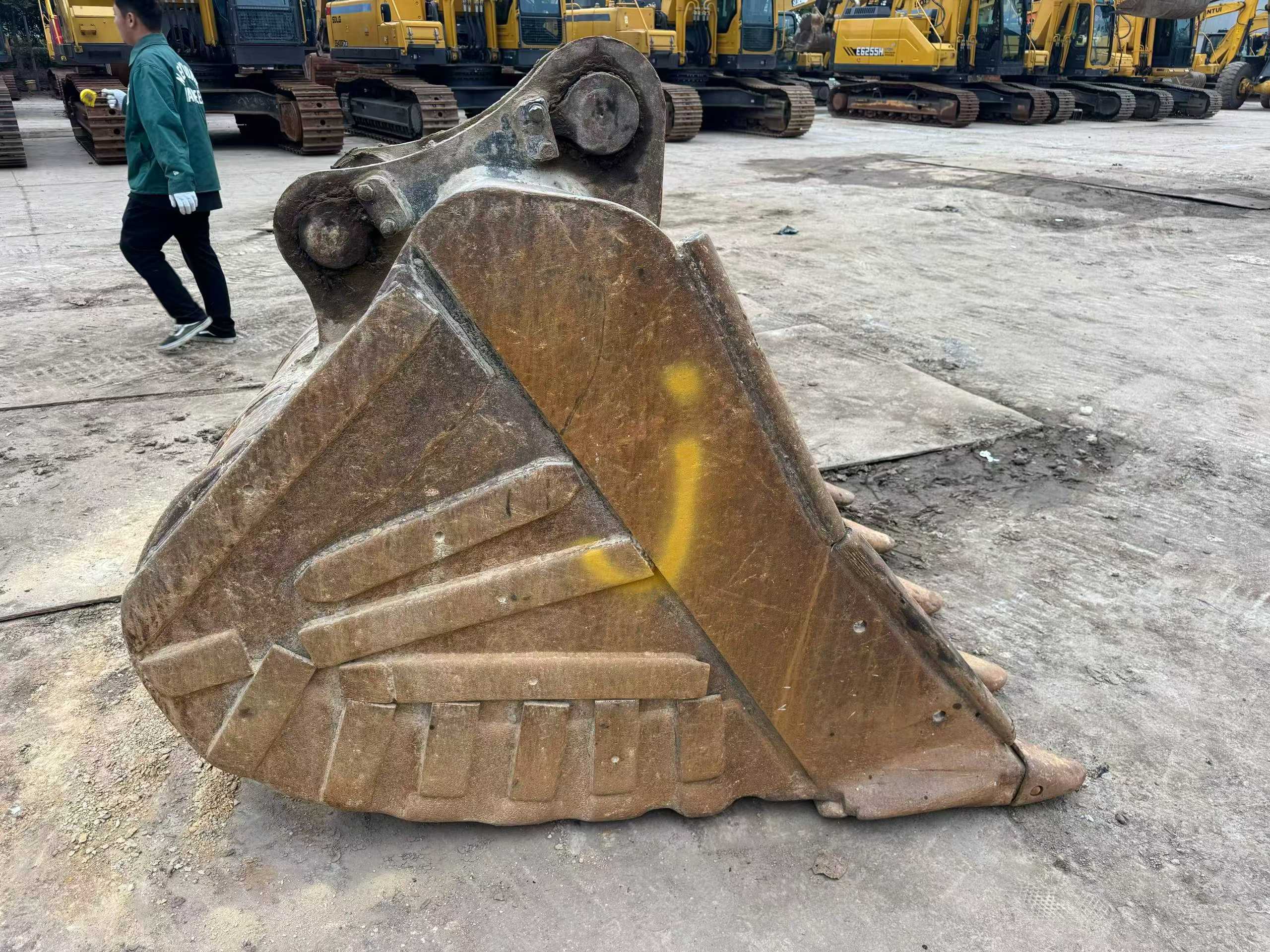 Buy Sany SY375H Used Excavator / 3