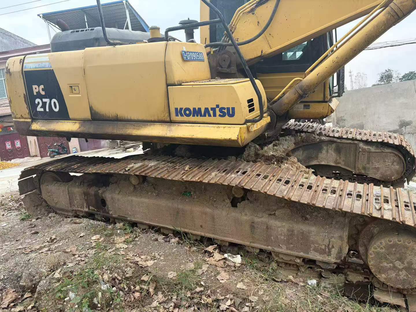 Buy Komatsu PC270-8 Used Excavator / 5